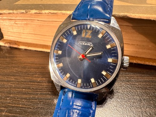 Orologio sovietico meccanico